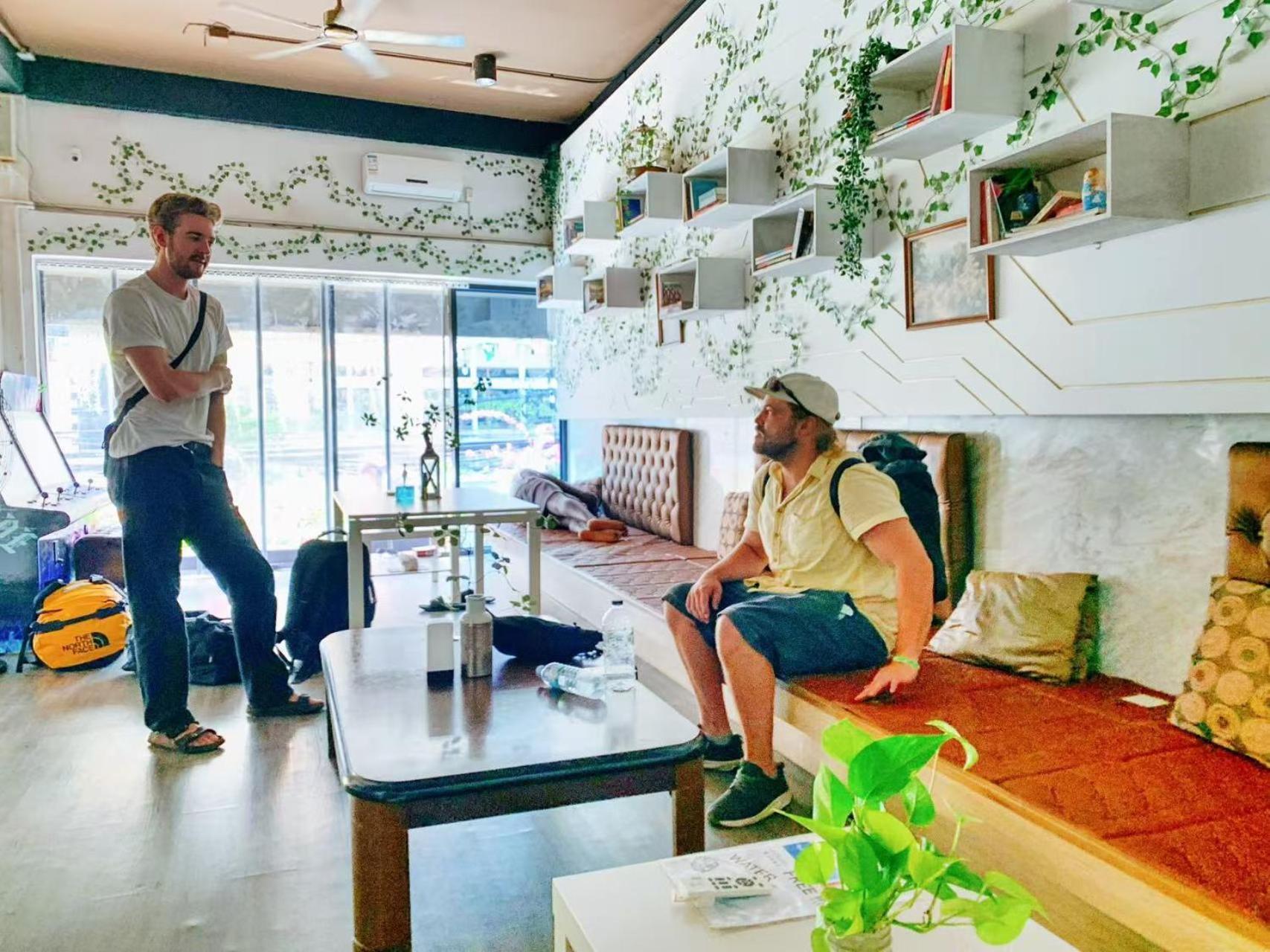 Susu Khaosan Hostel กรุงเทพมหานคร ภายนอก รูปภาพ