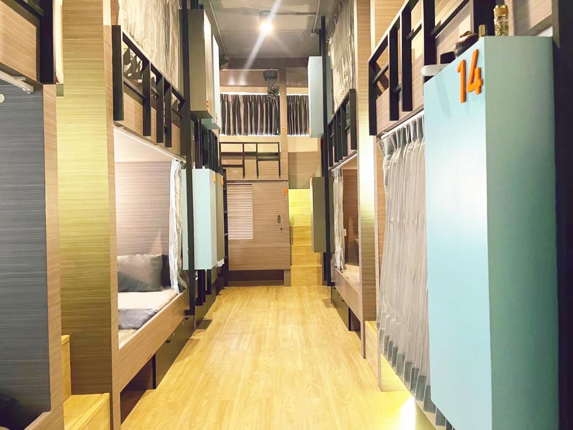 Susu Khaosan Hostel กรุงเทพมหานคร ภายนอก รูปภาพ