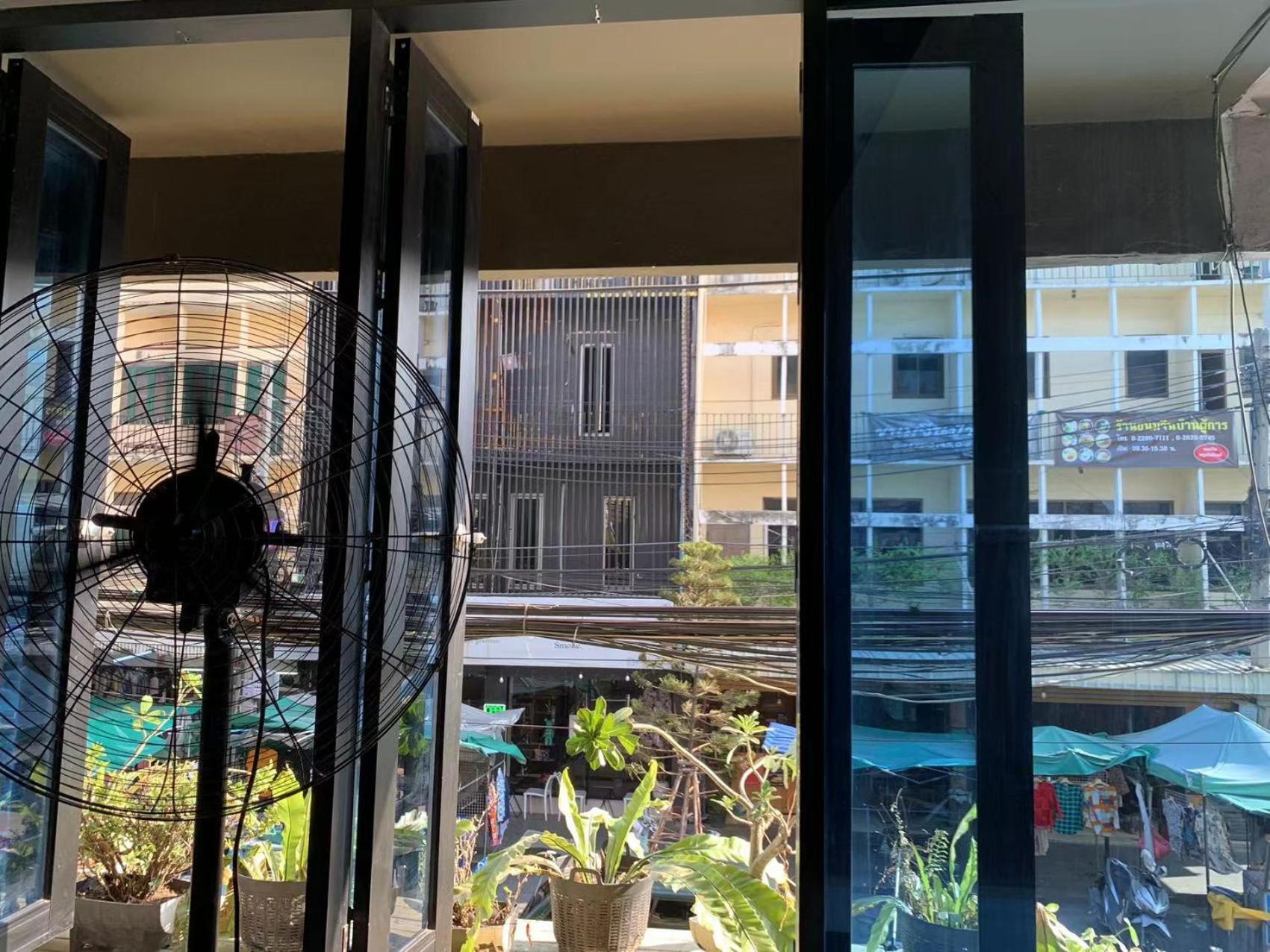 Susu Khaosan Hostel กรุงเทพมหานคร ภายนอก รูปภาพ