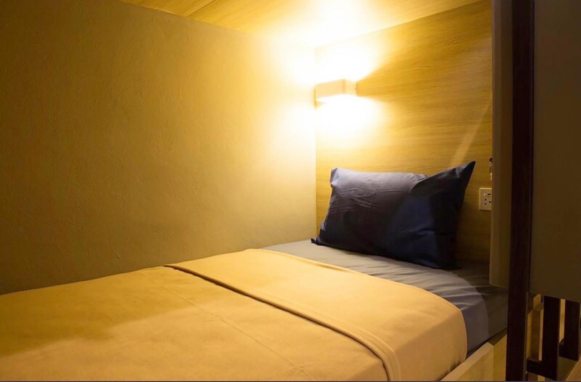 Susu Khaosan Hostel กรุงเทพมหานคร ภายนอก รูปภาพ